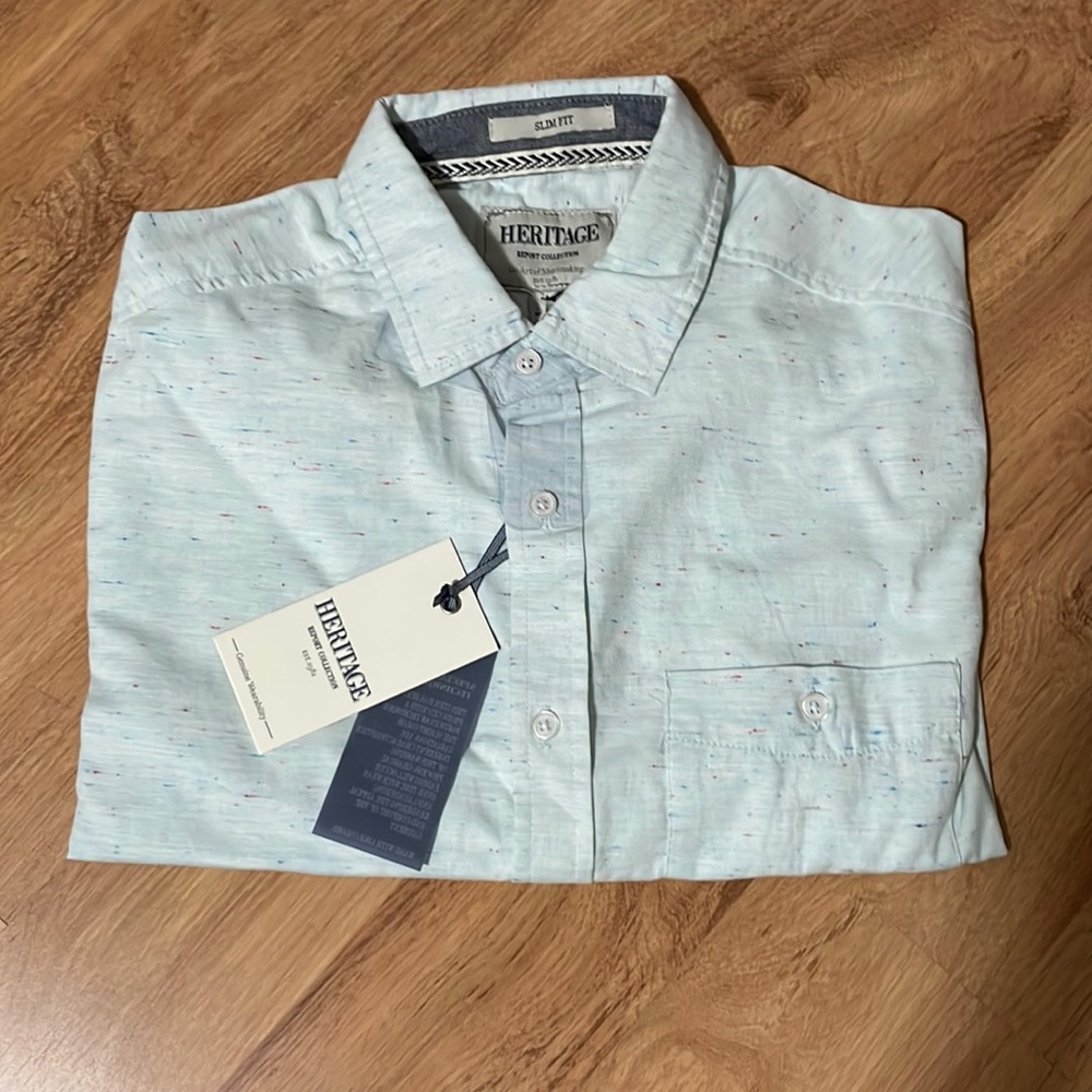 Short sleeve slim fit button up
